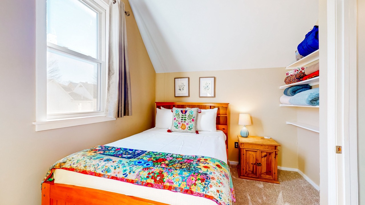 Photo of Bedroom in Proctorsville