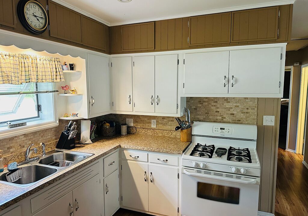 Photo of Kitchen in Koontz Lake