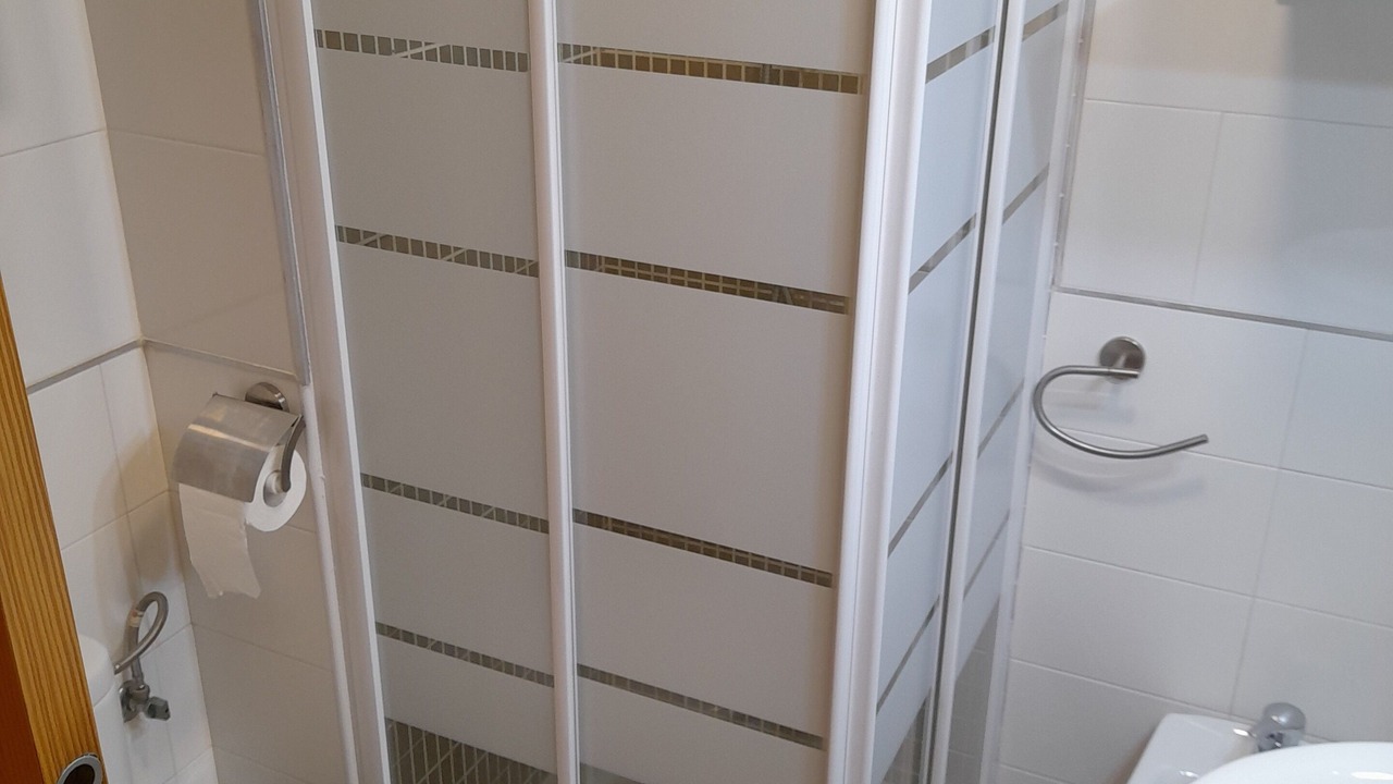 Photo of Bathroom in La Linea de la Concepcion