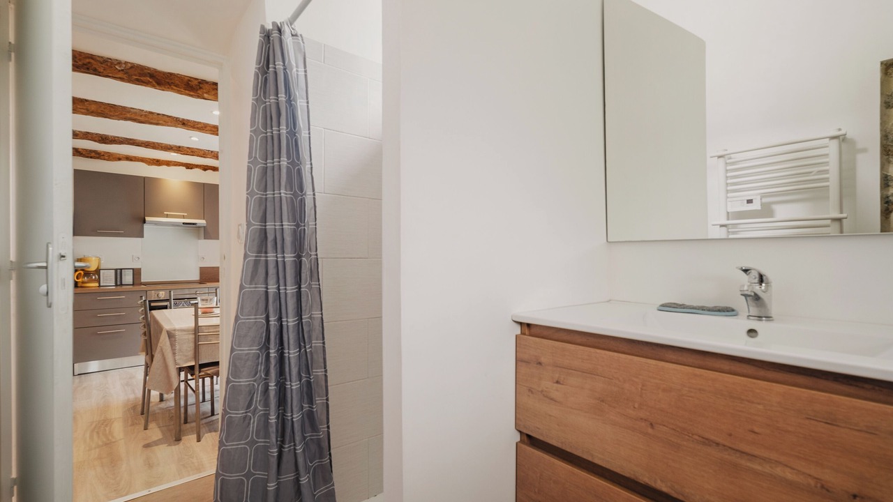 Photo of Bathroom in Saint-Carne