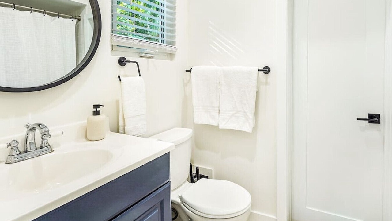 Photo of Bathroom in Biscayne Park