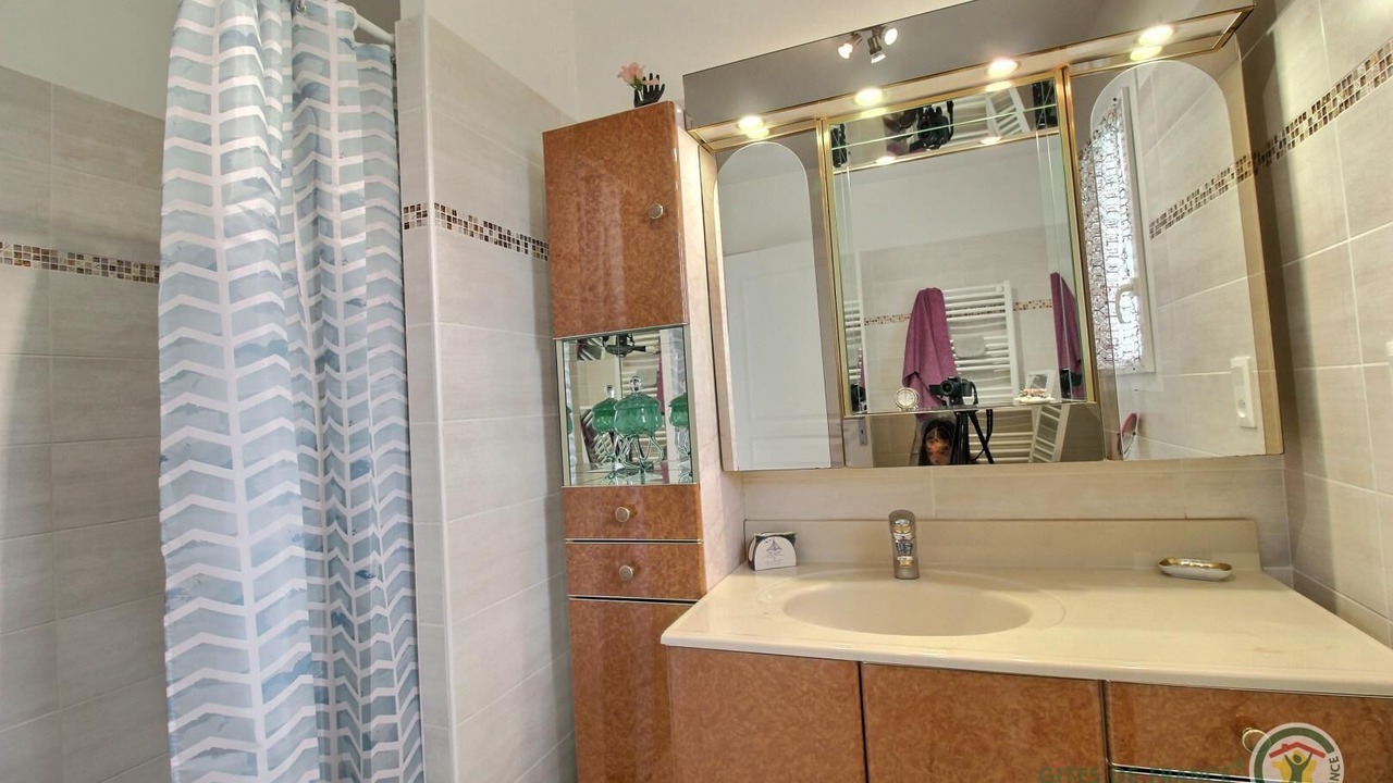 Photo of Bathroom in Trelevern