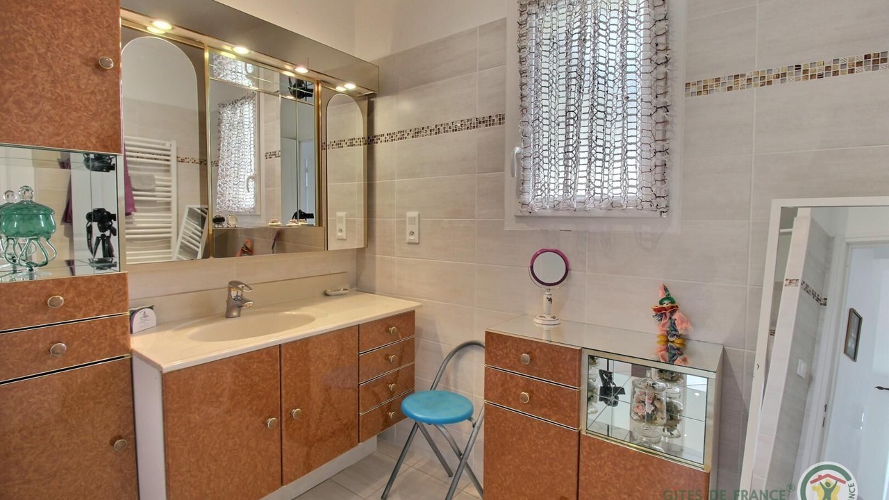 Photo of Bathroom in Trelevern