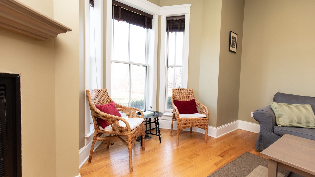 Photo of Livingroom in Michigan City