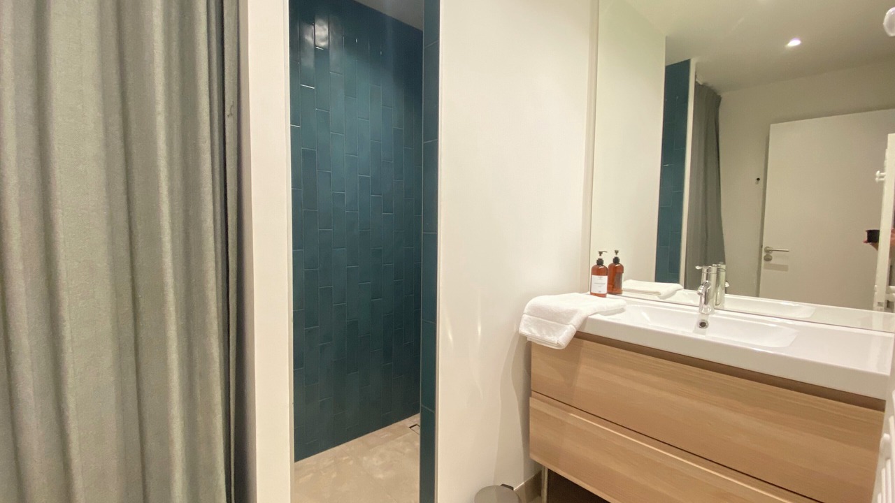 Photo of Bathroom in Bassins a Flot