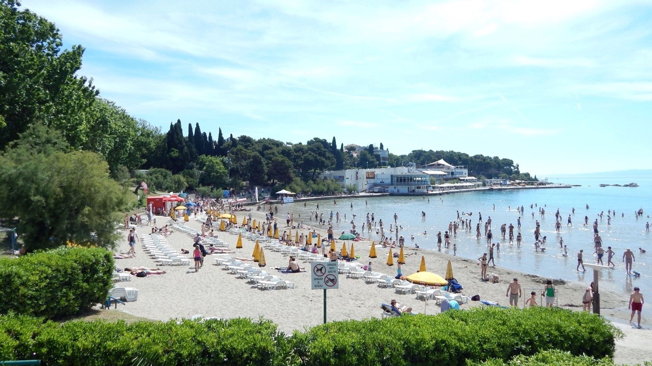 Photo of Others in Bacvice