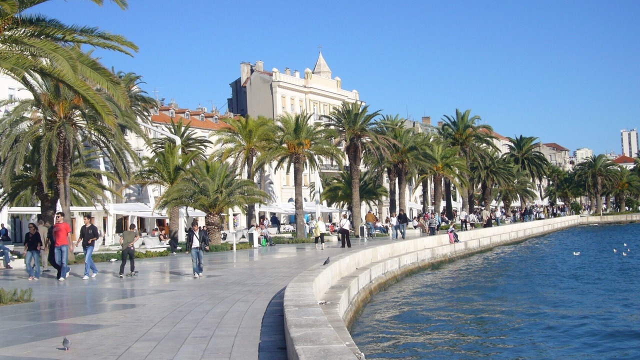Photo of Others in Bacvice