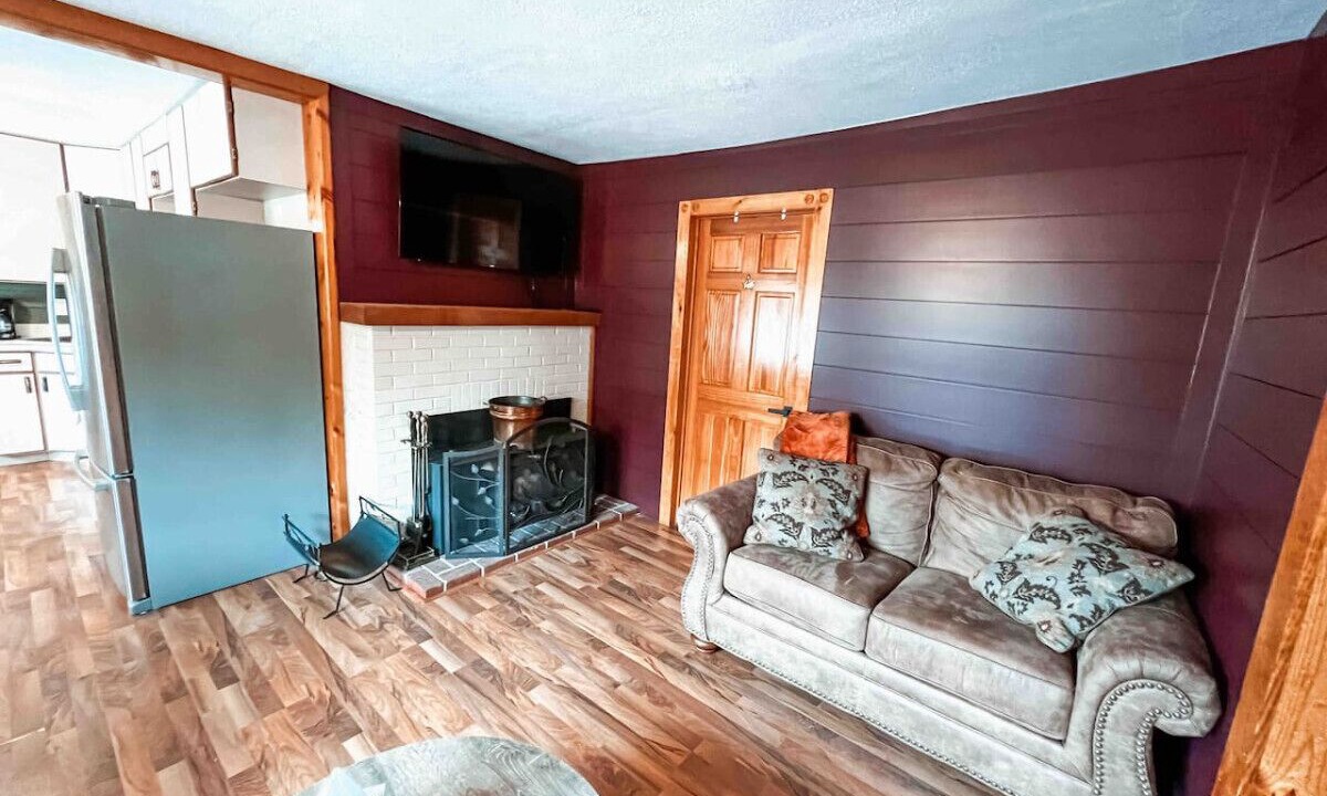 Photo of Livingroom in West Newton
