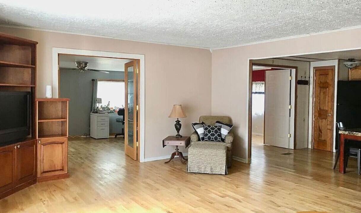 Photo of Livingroom in West Newton