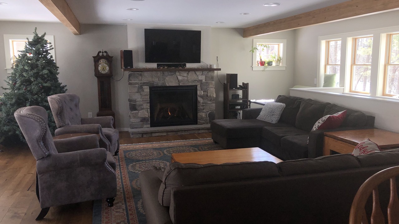 Photo of Livingroom in East Ithaca