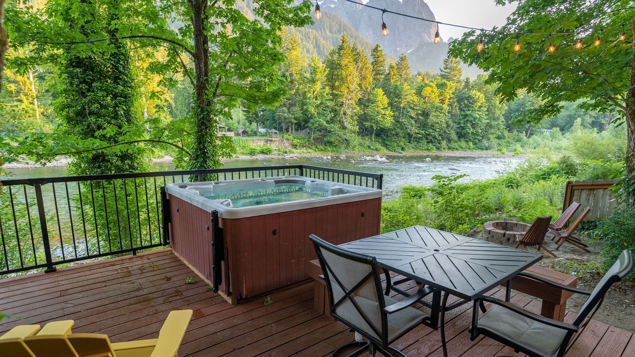 Photo of Outdoor in Gold Bar