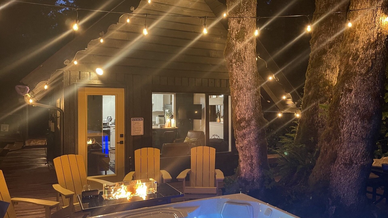 Photo of Outdoor in Gold Bar