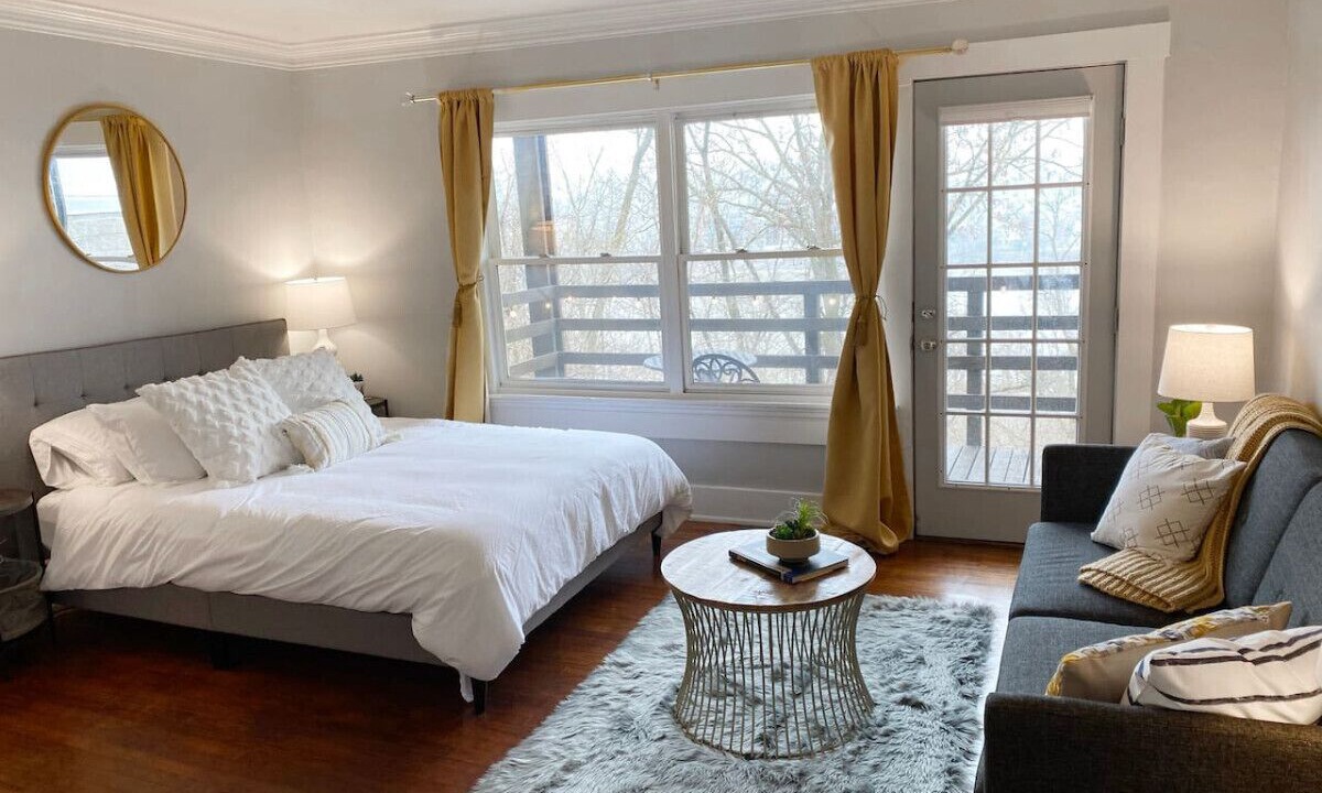 Photo of Bedroom in Mount Adams