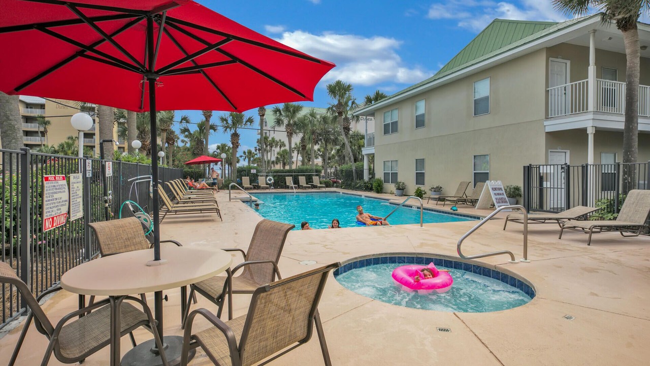 Photo of Outdoor in Crystal Shores