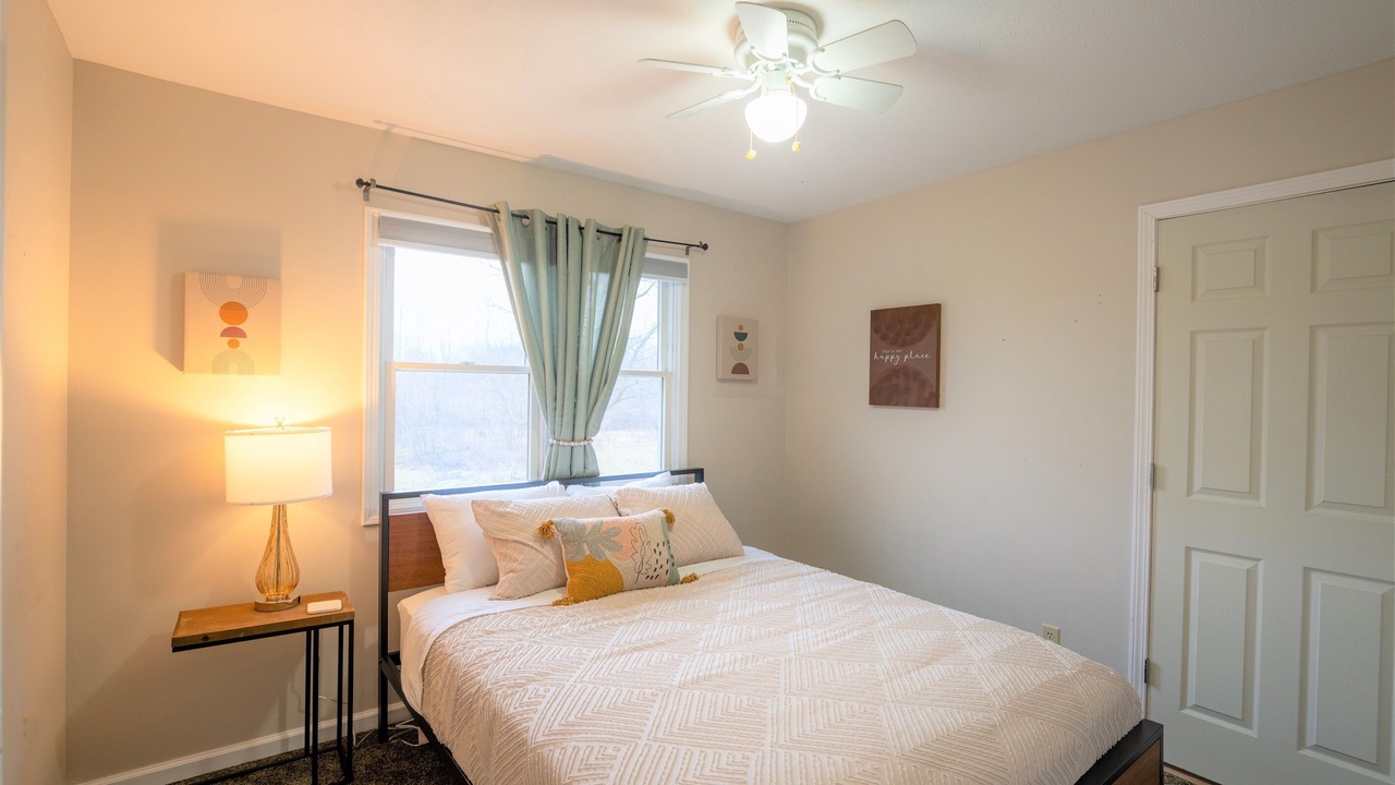 Photo of Bedroom in Mishawaka