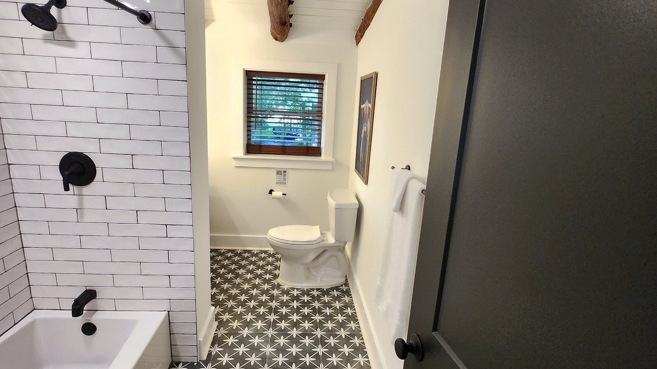 Photo of Bathroom in Aylett