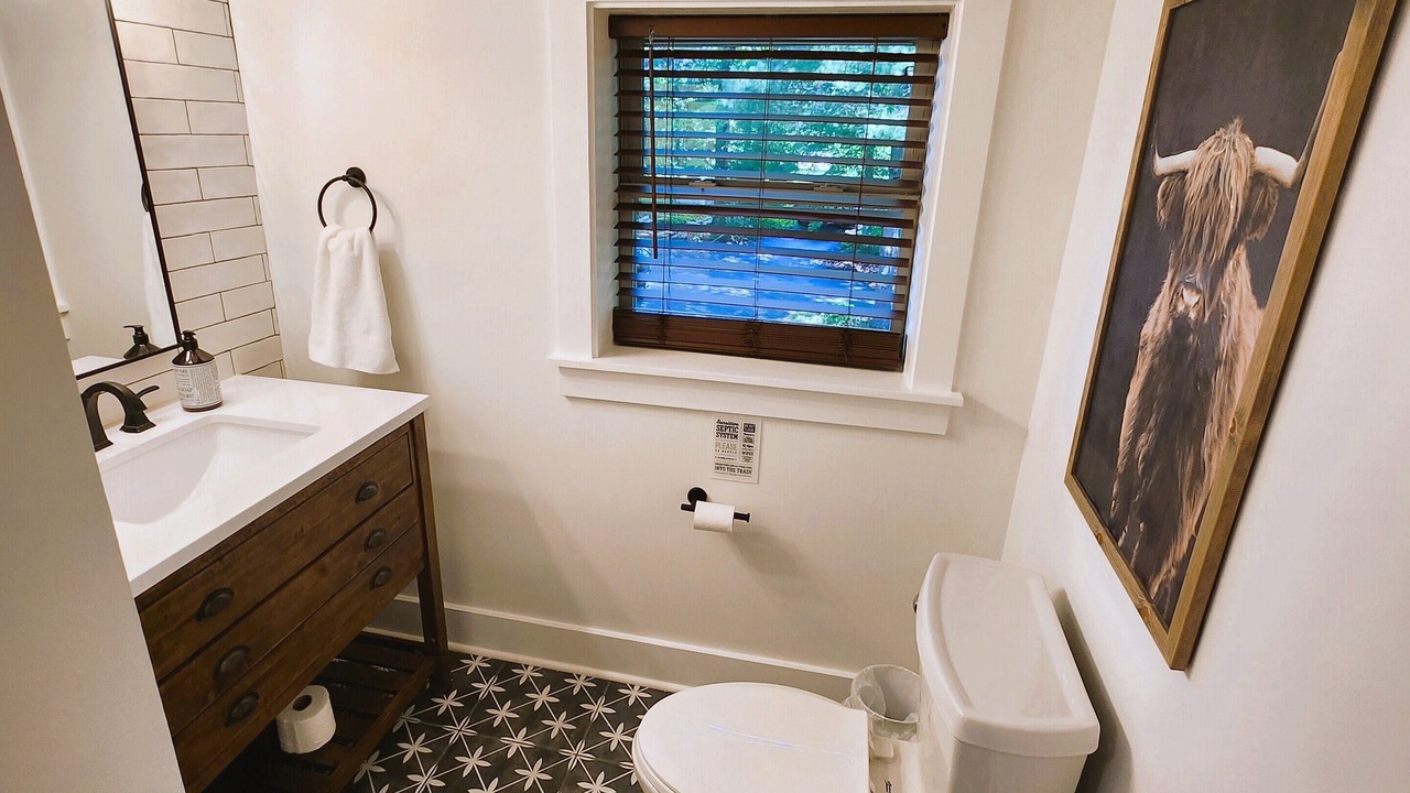 Photo of Bathroom in Aylett