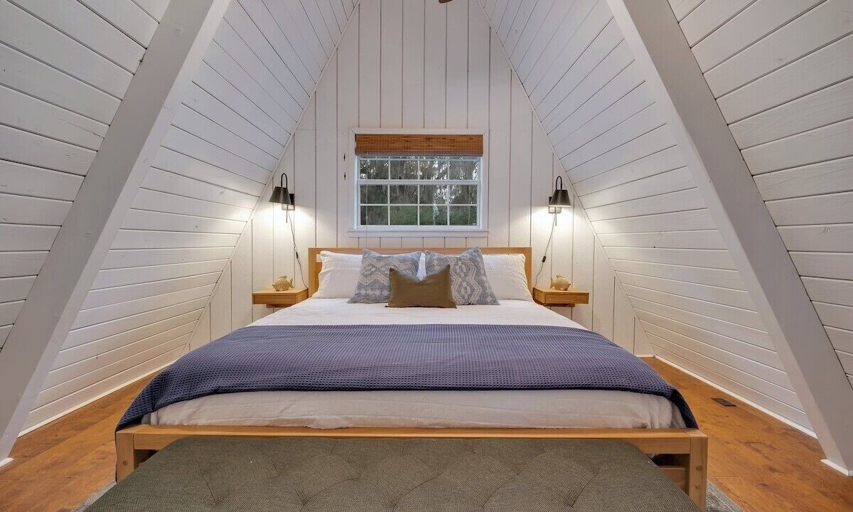 Photo of Bedroom in Quincy