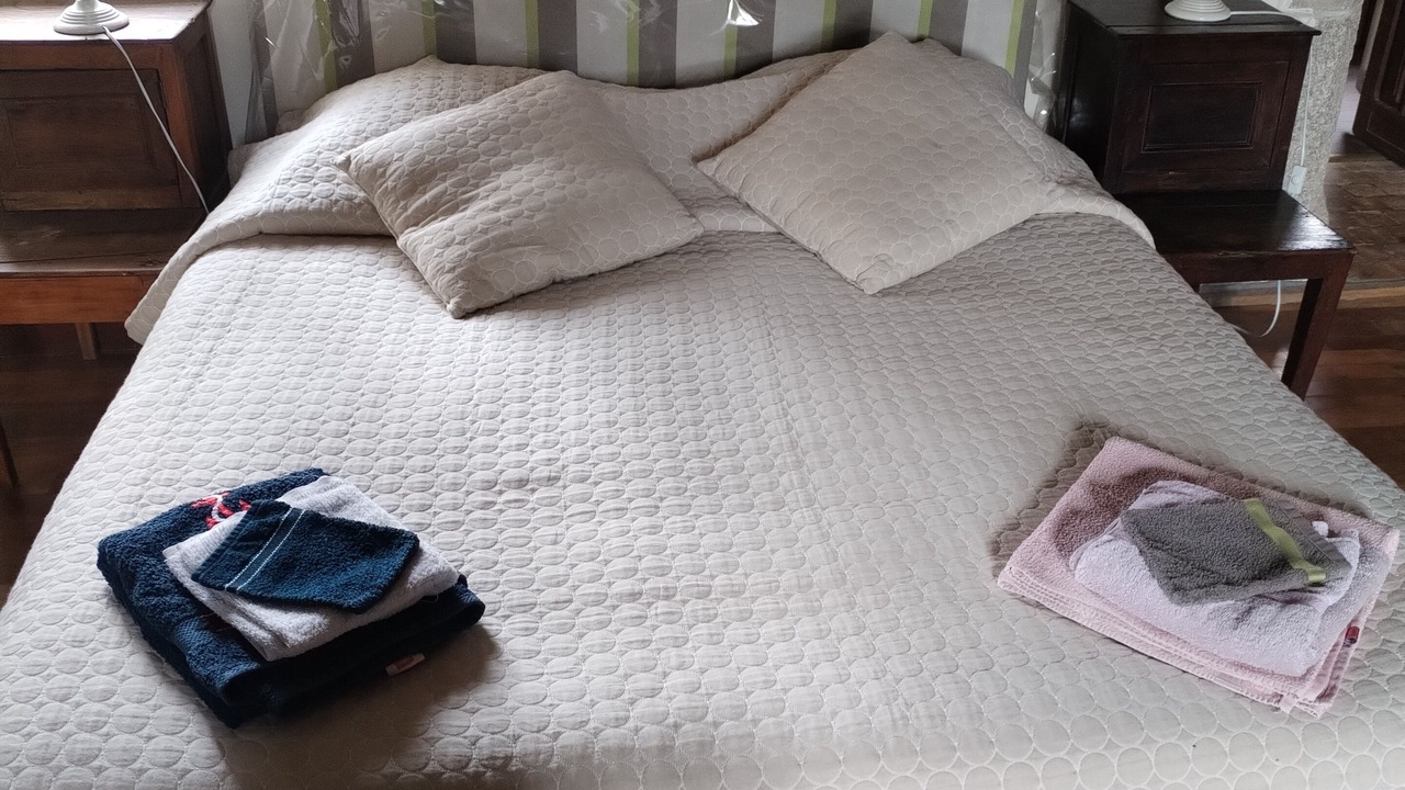 Photo of Bedroom in Theix-Noyalo