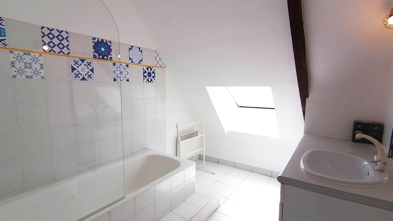 Photo of Bathroom in Theix-Noyalo