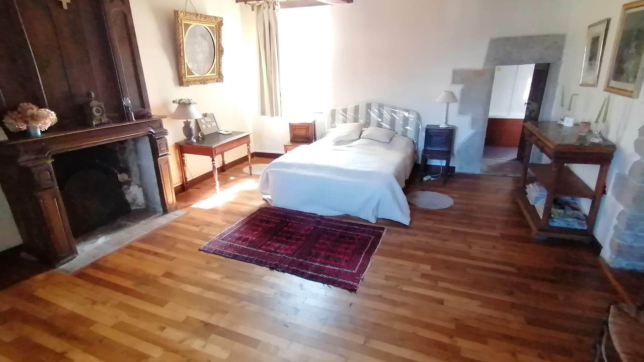 Photo of Bedroom in Theix-Noyalo