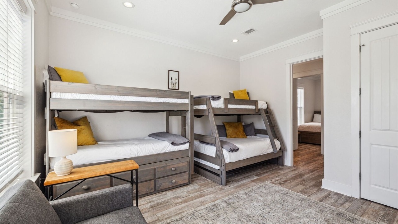 Photo of Bedroom in Gulf Place