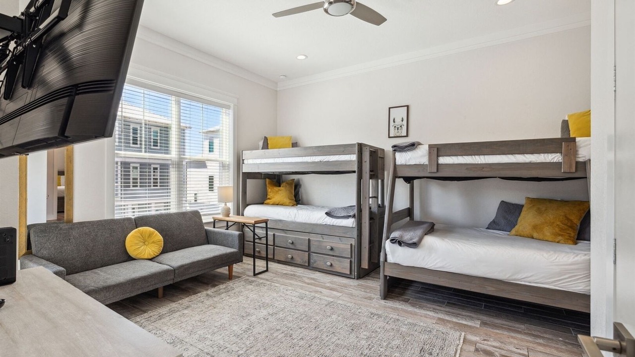 Photo of Bedroom in Gulf Place