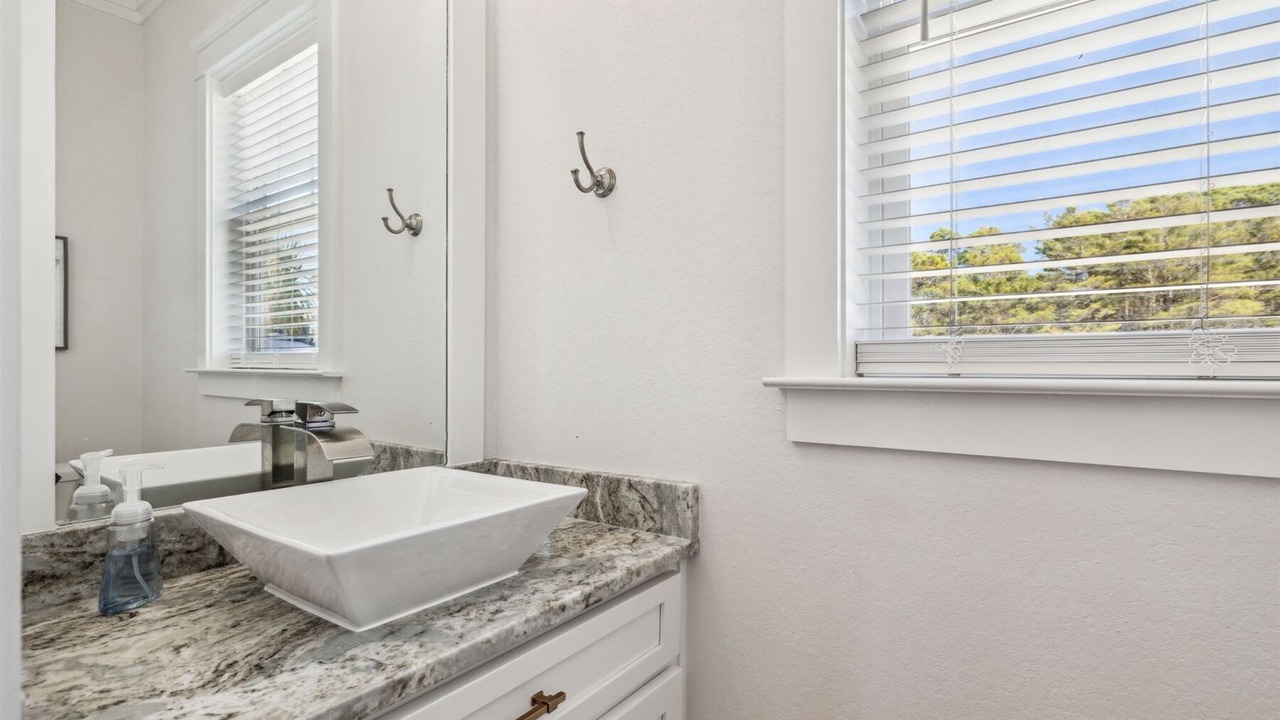 Photo of Bathroom in Gulf Place