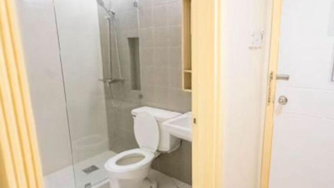 Photo of Bathroom in Downtown Tacloban