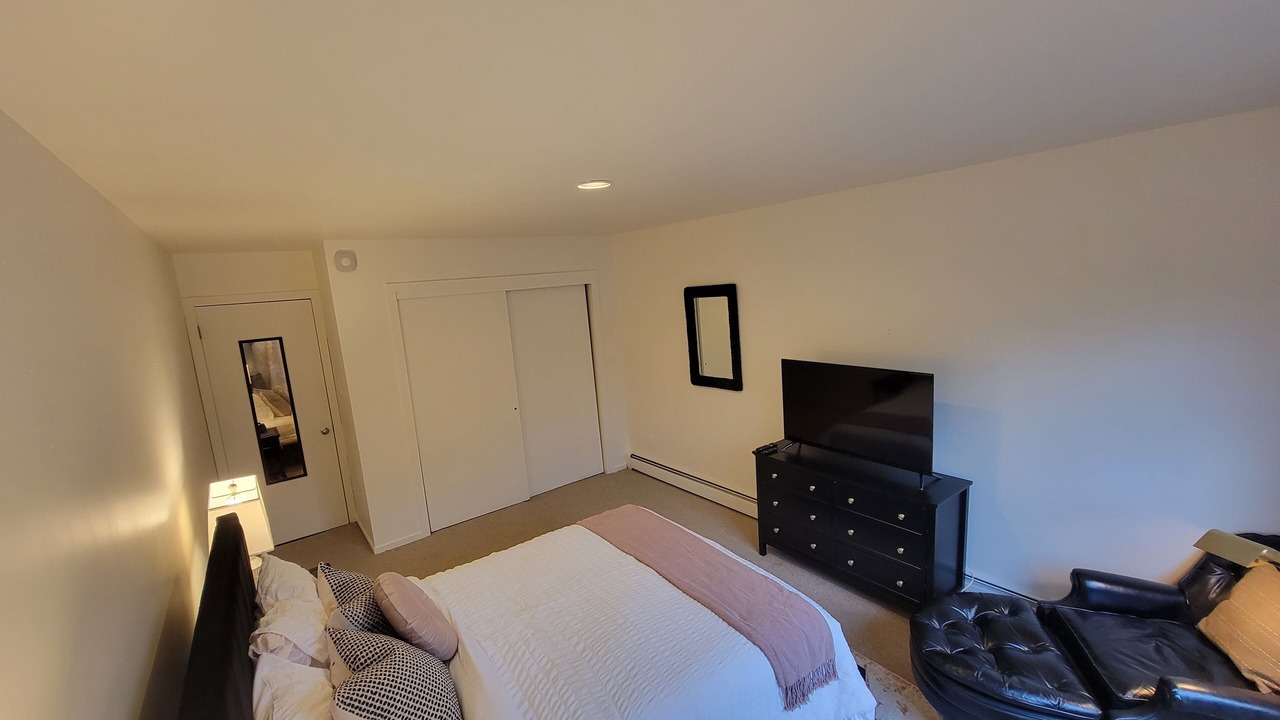 Photo of Bedroom in Westhampton