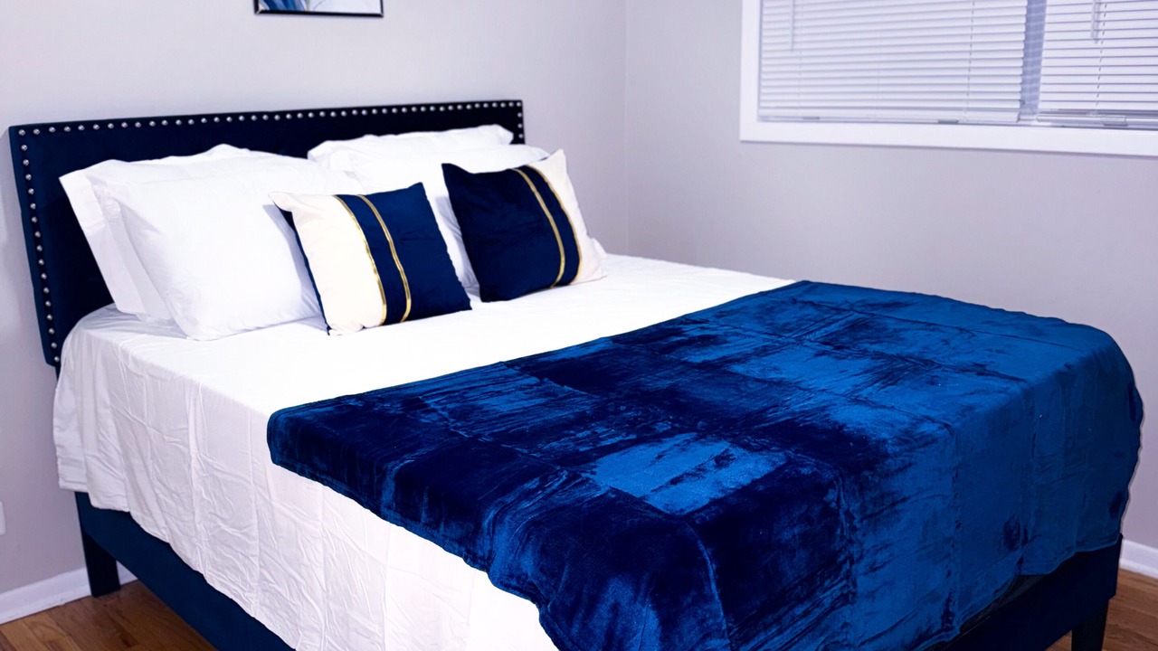 Photo of Bedroom in Homewood