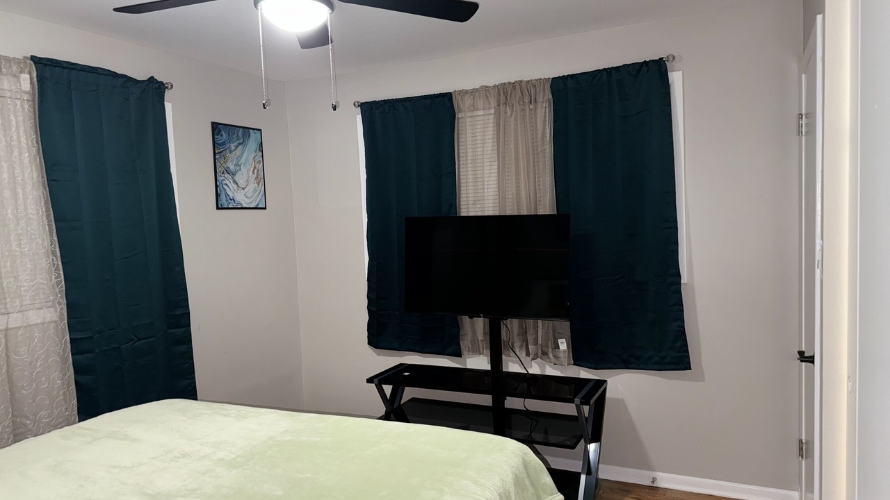 Photo of Bedroom in Homewood