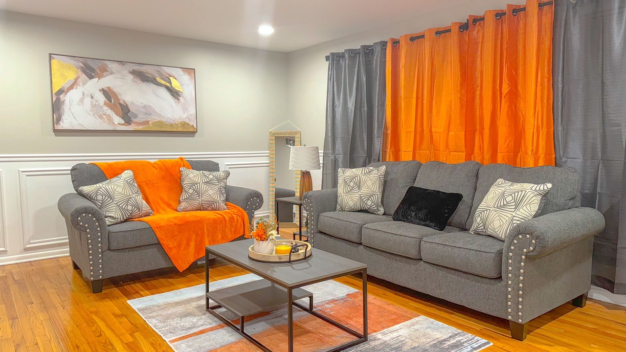 Photo of Livingroom in Homewood