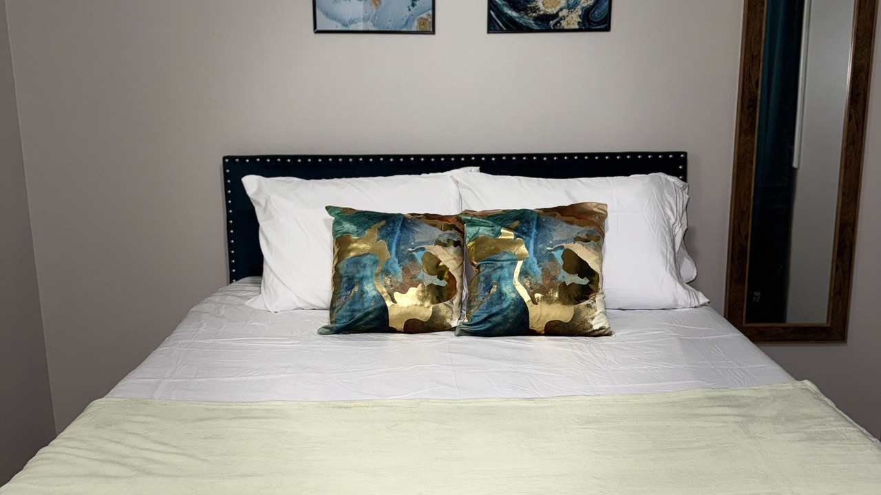 Photo of Bedroom in Homewood