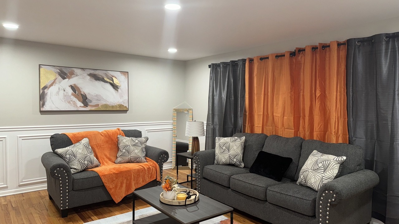 Photo of Livingroom in Homewood