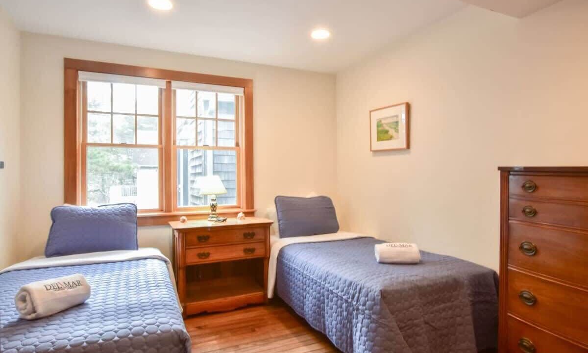 Photo of Bedroom in Truro