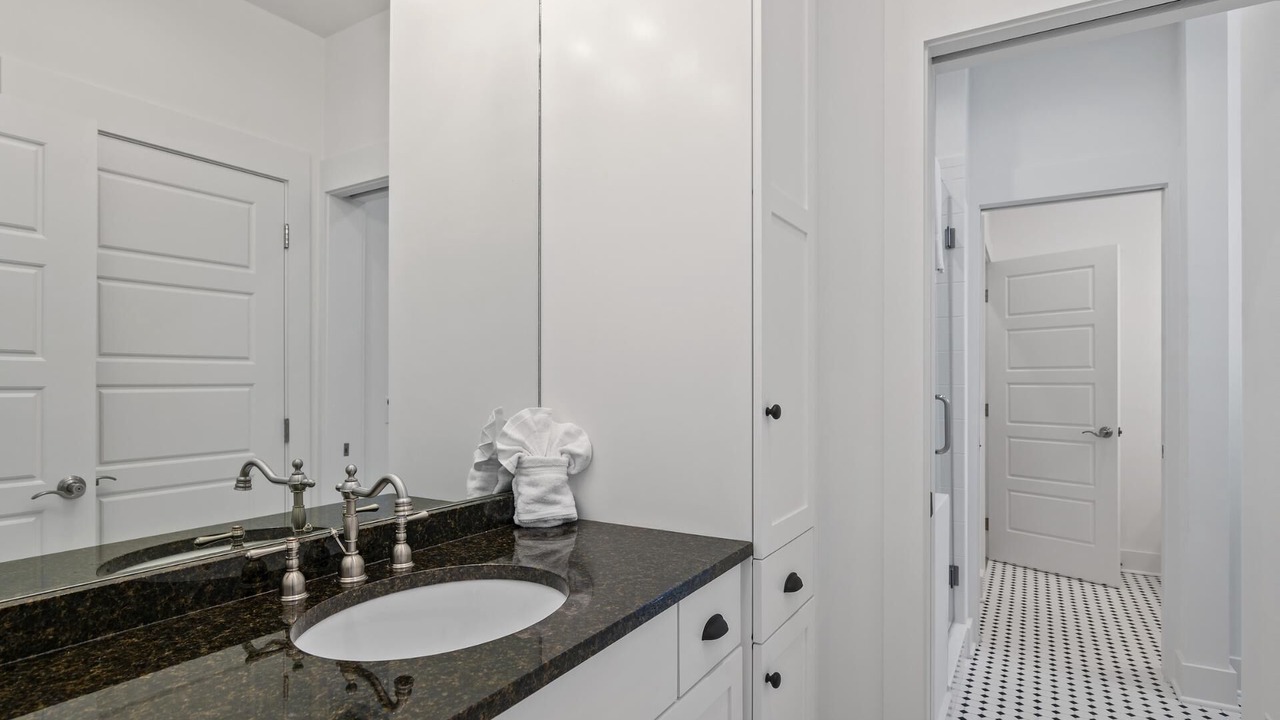 Photo of Bathroom in Sugarwood Beach