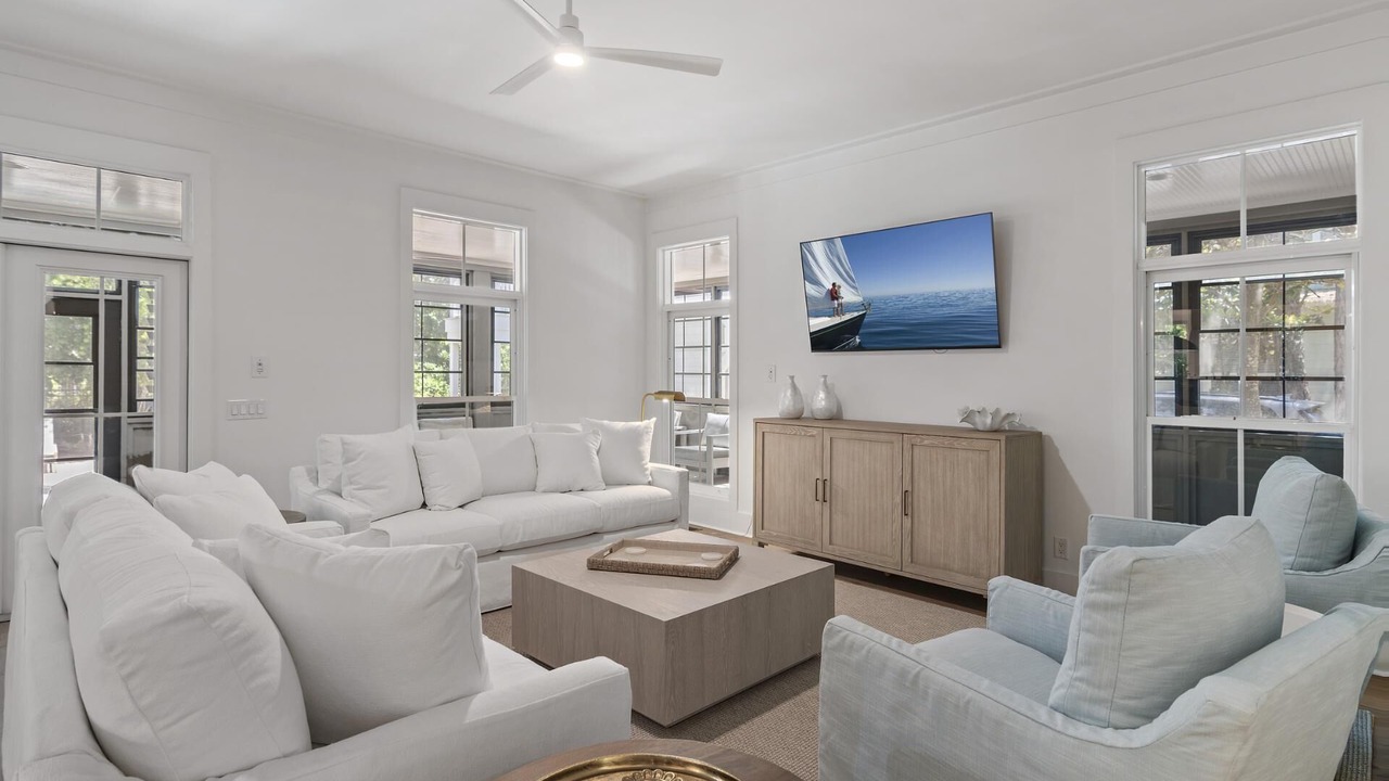 Photo of Livingroom in Sugarwood Beach
