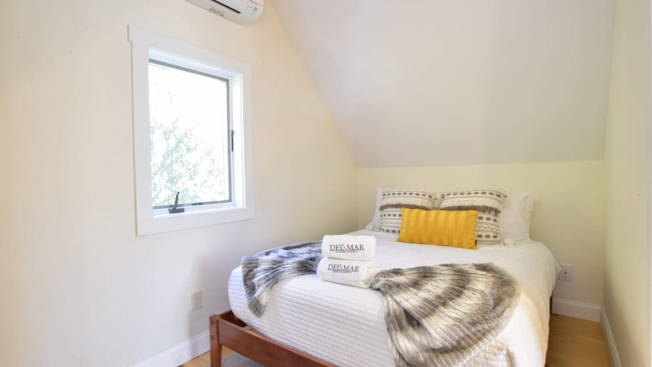 Photo of Bedroom in Truro