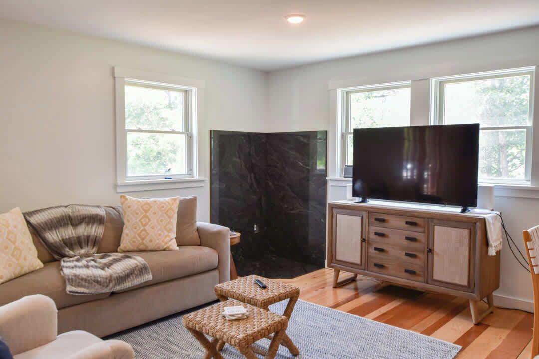 Photo of Livingroom in Truro