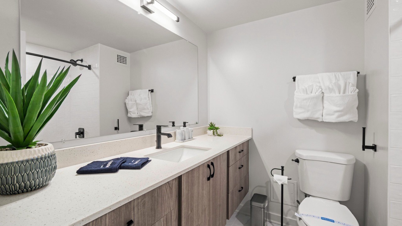 Photo of Bathroom in Aurora Highlands