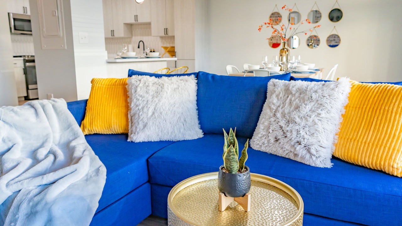 Photo of Livingroom in Aurora Highlands