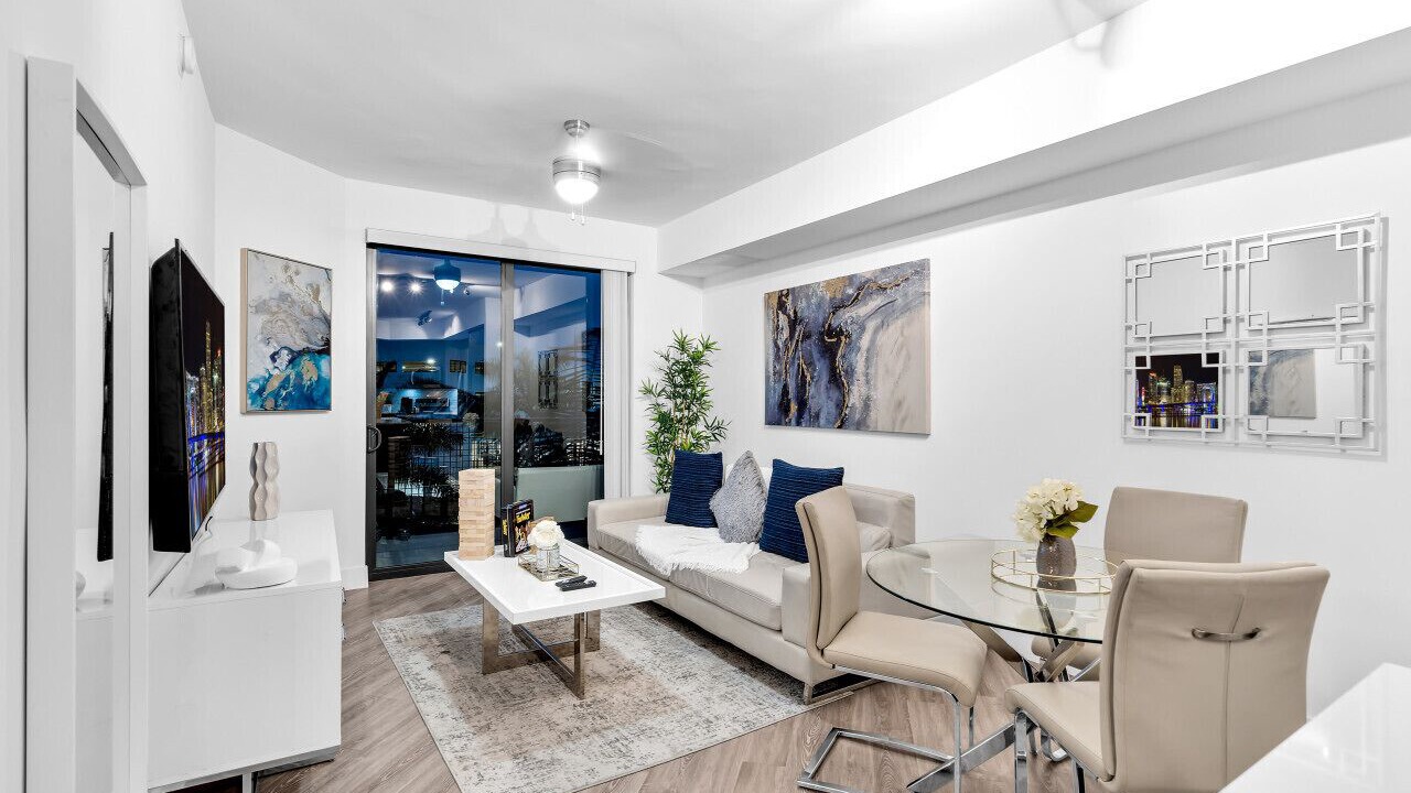Photo of Livingroom in Doral