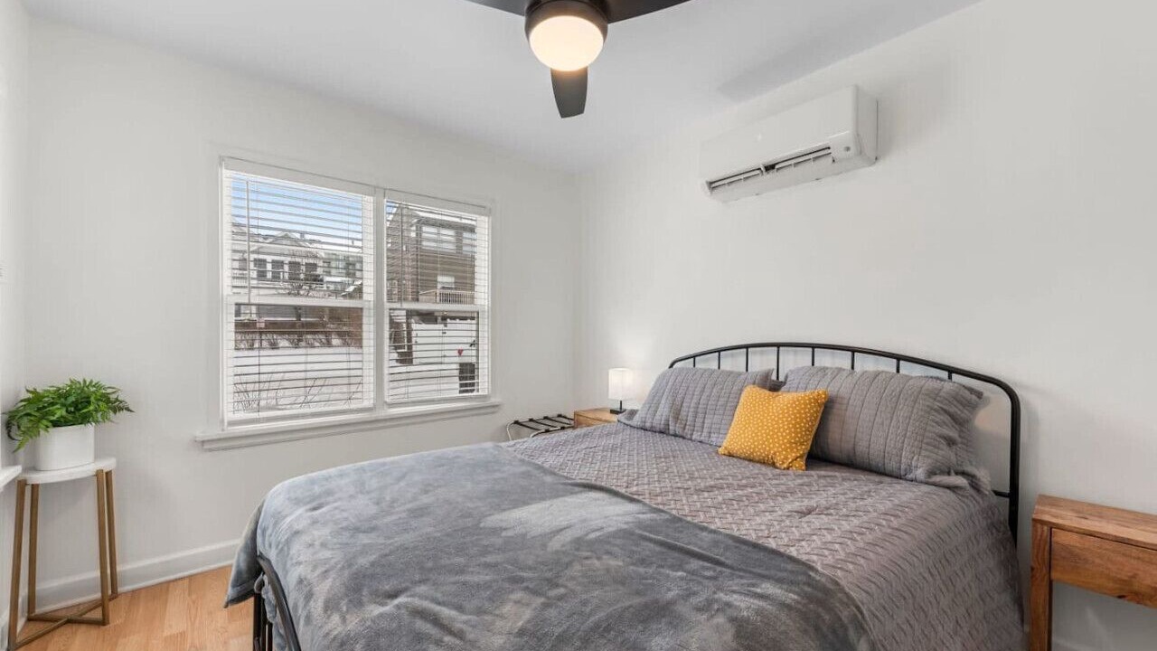 Photo of Bedroom in Michigan City