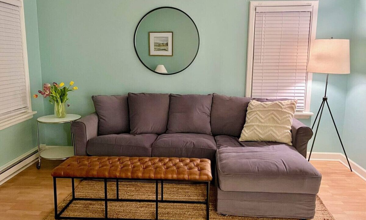 Photo of Livingroom in Michigan City