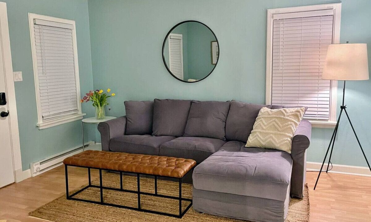 Photo of Livingroom in Michigan City