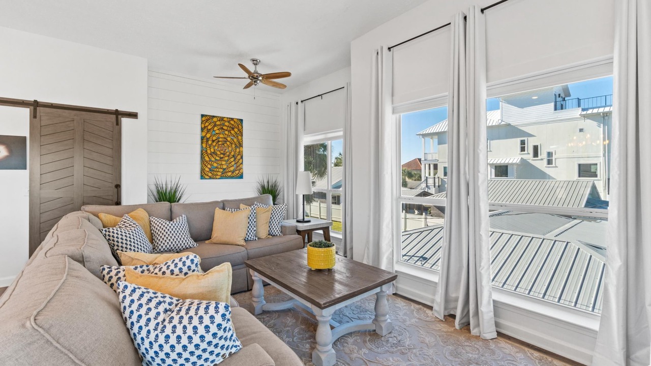 Photo of Livingroom in Laguna Beach