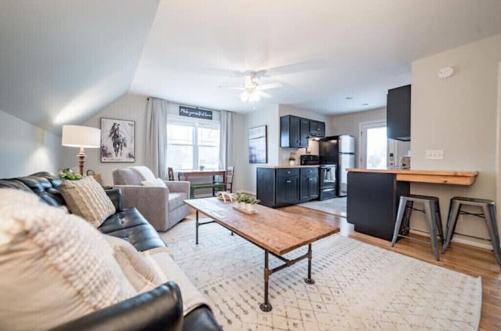 Photo of Livingroom in Concord
