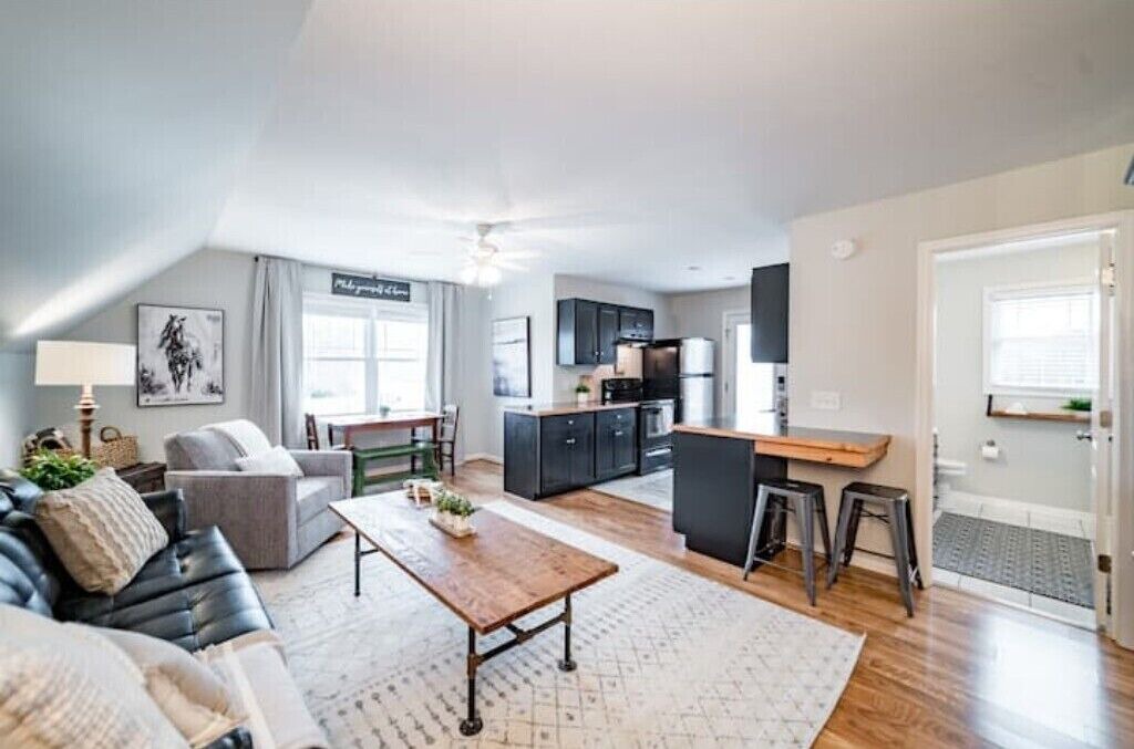 Photo of Livingroom in Concord