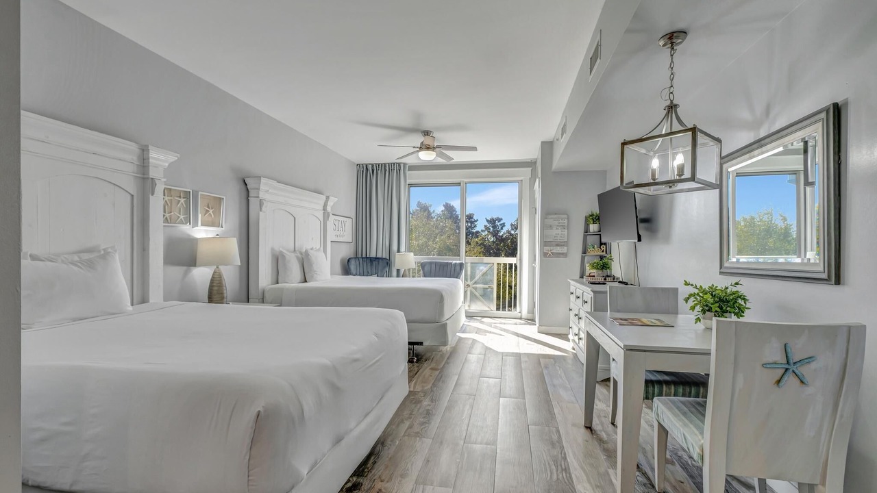 Photo of Bedroom in Villa Lago